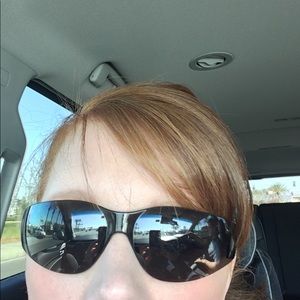 Meet your Posher, Chrissy